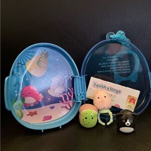 Cinnamonroll Squish-a-longs Case with Figurines